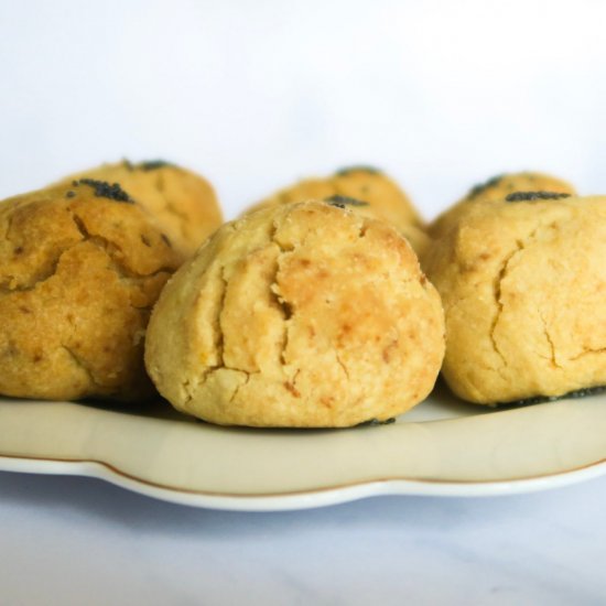 Lemon and Poppy Seed Biscuits