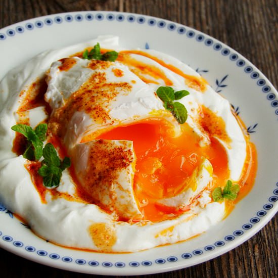 Çılbır – Turkish eggs