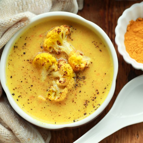 Ginger & Turmeric Cauliflower Soup