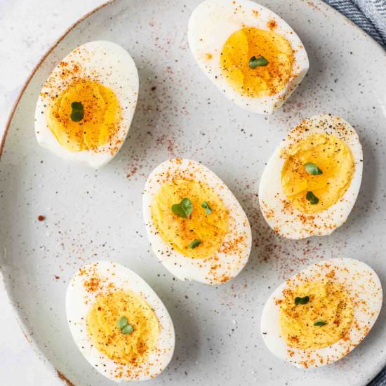 The BEST Hard Boiled Eggs