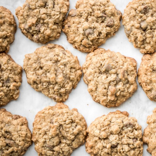 Chewy Chocolate Chip Oatmeal Cookie