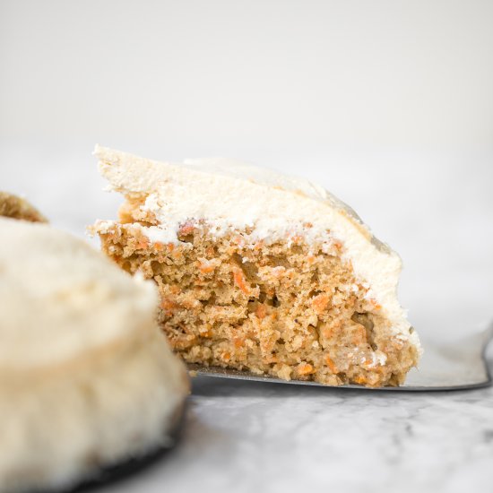 Carrot Cake with Cheesecake Topping