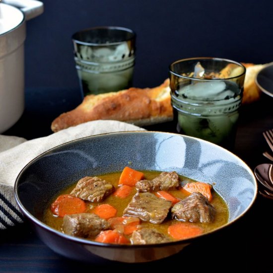 Beef stew with sherry sauce