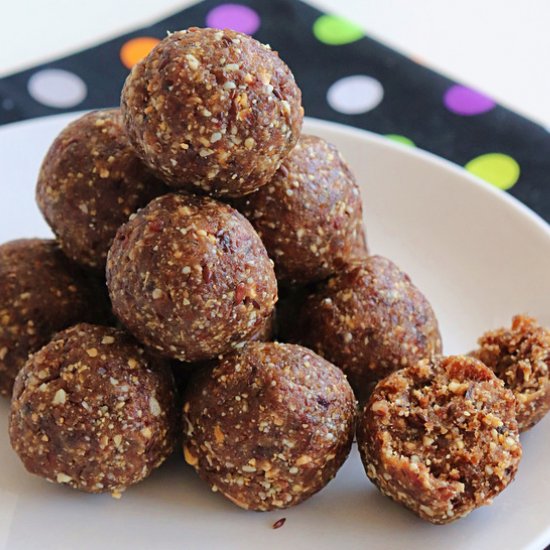 Dates Nuts Ladoo