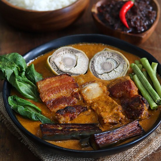 Lechon Kawali Kare-Kare