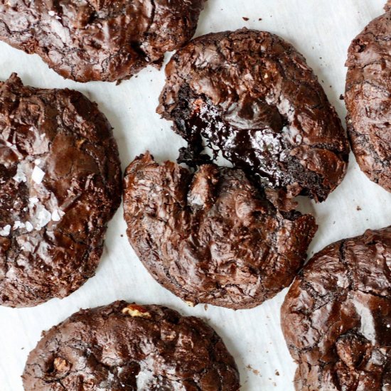 GF Brownie Crinkle Cookies