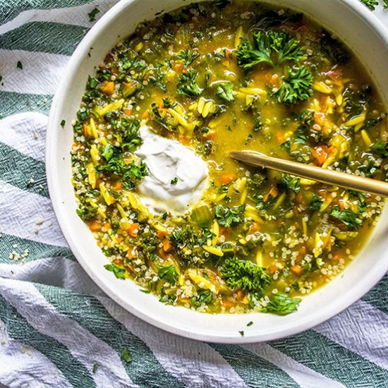 Curry Chickpea Rice and Kale Soup