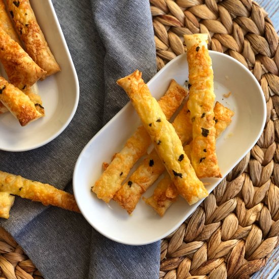 Easy cheesy straws [flour free]