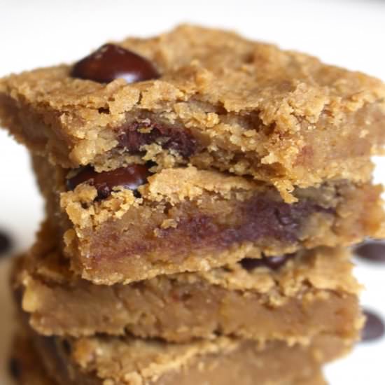 Peanut Butter Chickpea Blondies