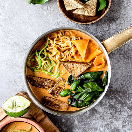 Thai Peanut Ramen + Zoodles + Tofu