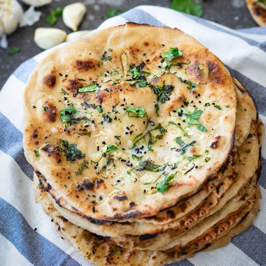 Tandoori Garlic Roti