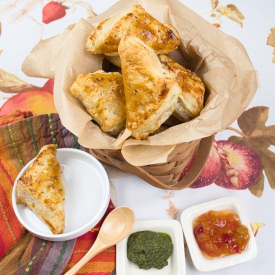 Flaky Puff Pastry Samosas