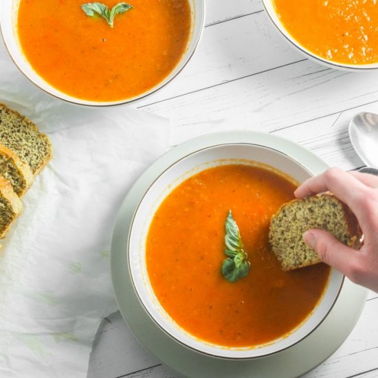 Roasted Tomato Soup With Basil