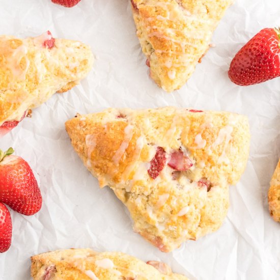 Strawberry Rhubarb Scones