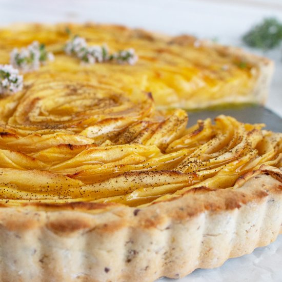 FRENCH APPLE THYME TART