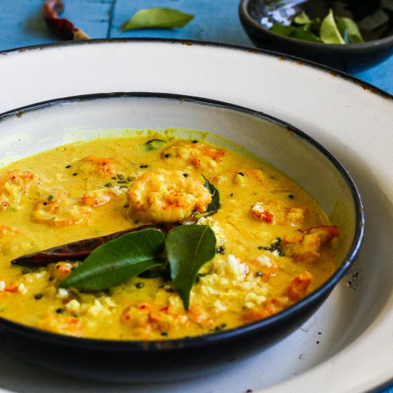 Simple Kerala Prawn Curry