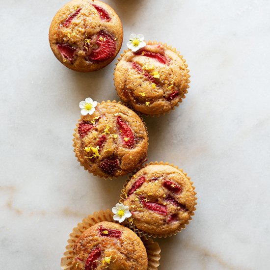 Strawberry Lemonade Muffins (Vegan)