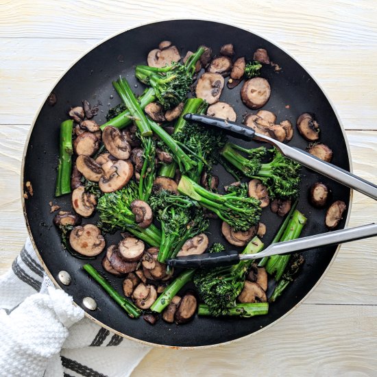 Asian Broccolini and Mushrooms