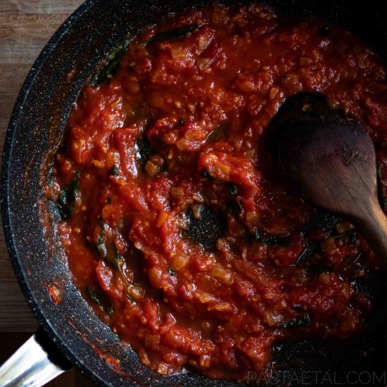 Tomato and Basil Sauce