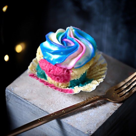 Keto Magic Birthday Cupcakes