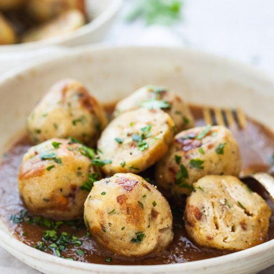 Classic Vegetarian Bread Dumplings