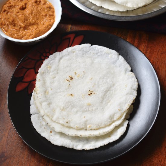 Rice flour bread (Akki roti)