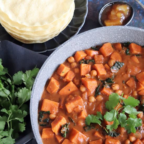 Sweet Potato & Chickpea Curry