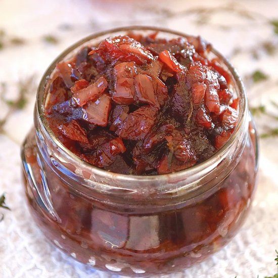 Beetroot and onion chutney