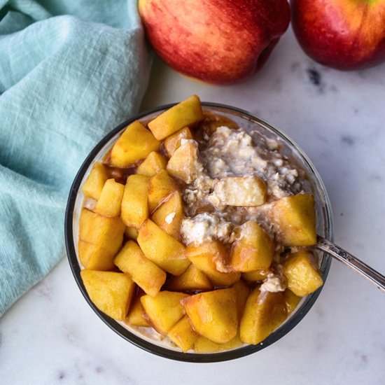 Apple Cinnamon Overnight Oatmeal