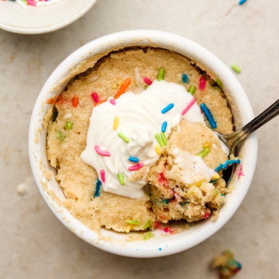 vegan funfetti mug cake