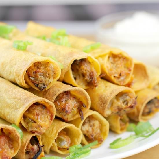 Air Fryer Pulled Pork Taquitos