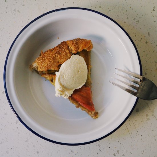 Rhubarb galette