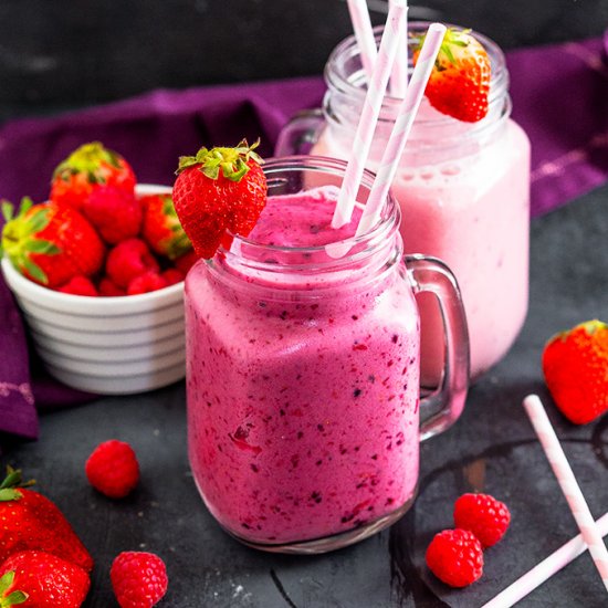 Mixed Berry and Vanilla Smoothie