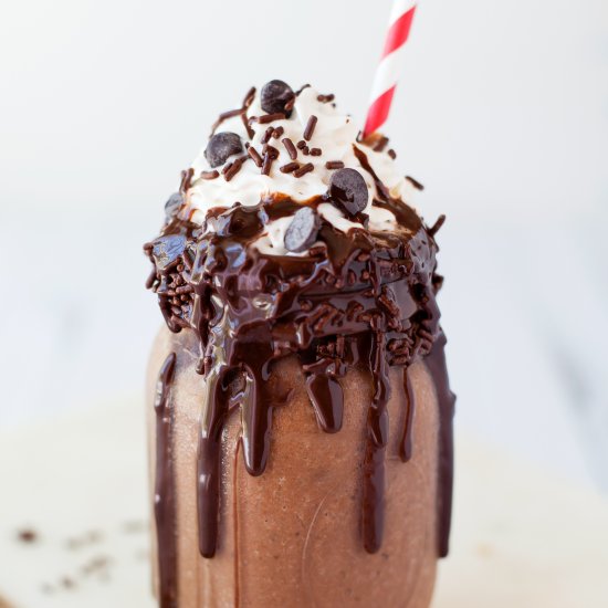 Healthy Brownie Batter Milkshake