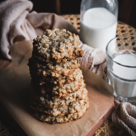 Bakery-Style Oatmeal Raisin Cookies