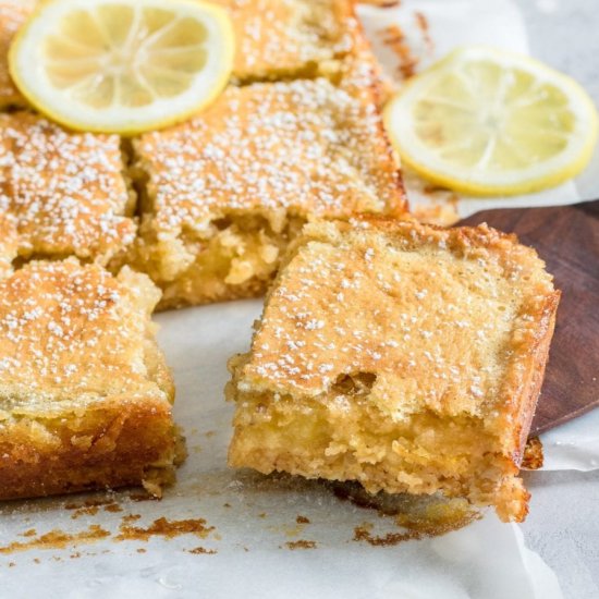 5-Ingredient Lemon Cake