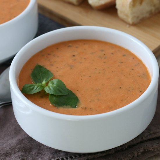 Oven-Roasted Creamy Tomato Soup