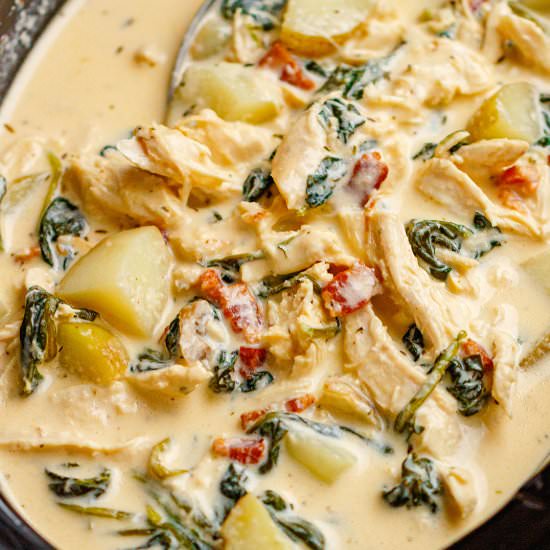 Crockpot Creamy Chicken Potato Soup