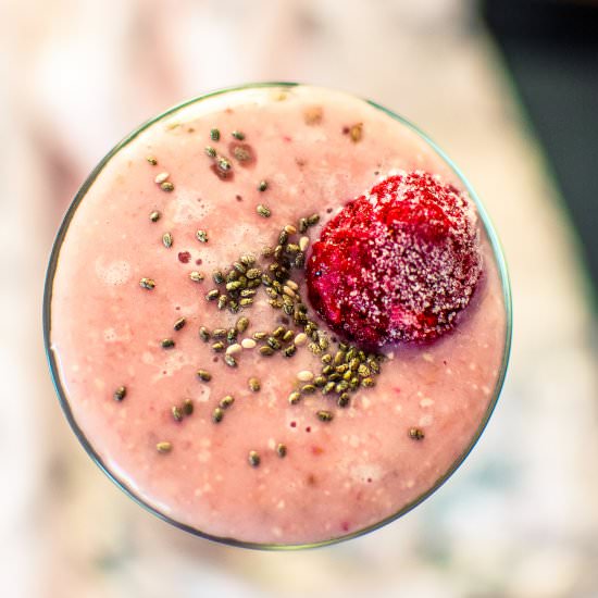 Strawberry Banana Oat Smoothie