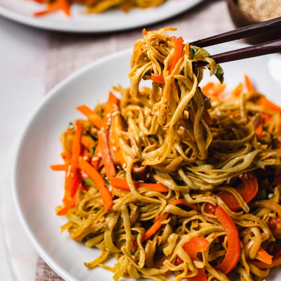 Spicy Edamame Noodles