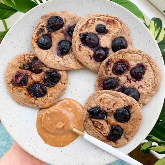 Blueberry Oatmeal Protein Pancakes