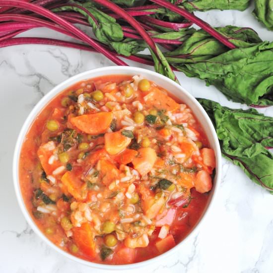 Beetroot stew with rice