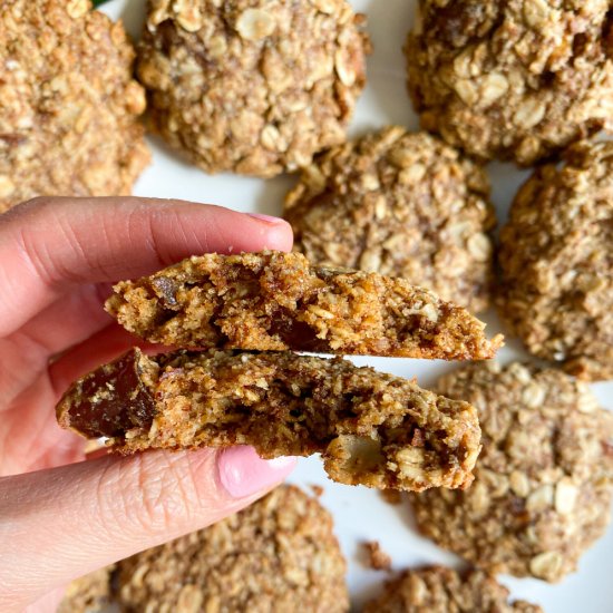 Oatmeal Date Cookies