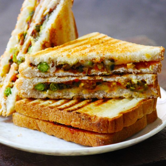 Mixed Vegetable Cheese Sandwich