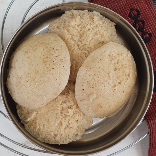 Oats quinoa idli