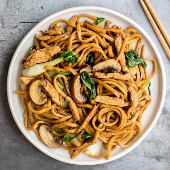 10-Minute Shanghai Fried Noodles