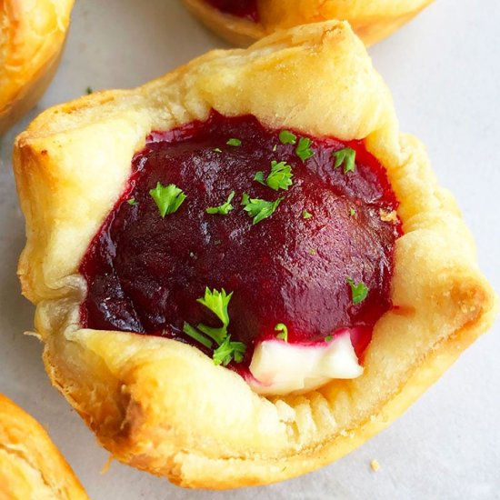 Cranberry Brie Bites