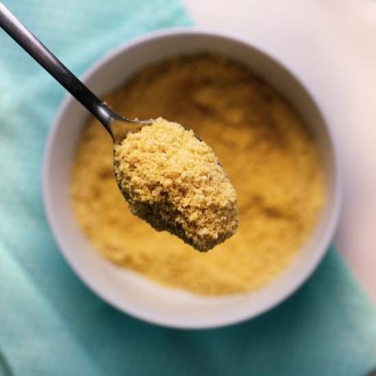 3 Ingredient Vegan Parmesan (2 min)