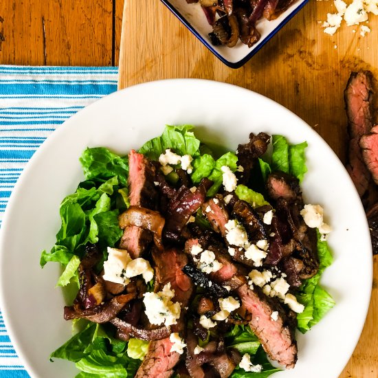 Balsamic Steak Salad with Blue Cheese