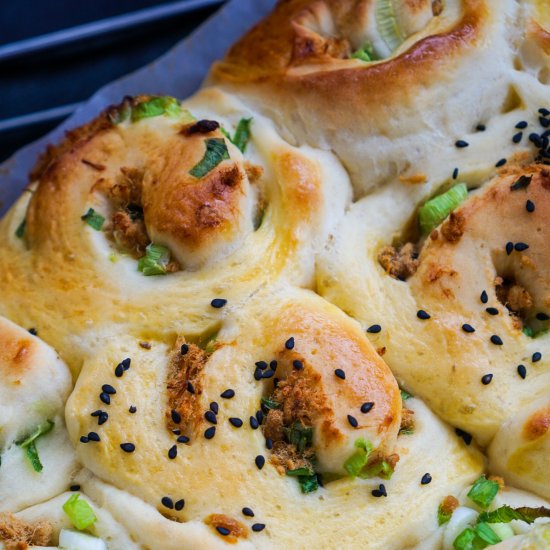 Pork Floss and Green Onion Rolls